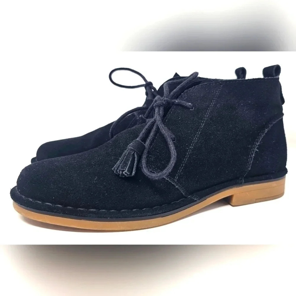Tommy Bahama Women's Evert Black Suede Lace Up Bootie Sz 9